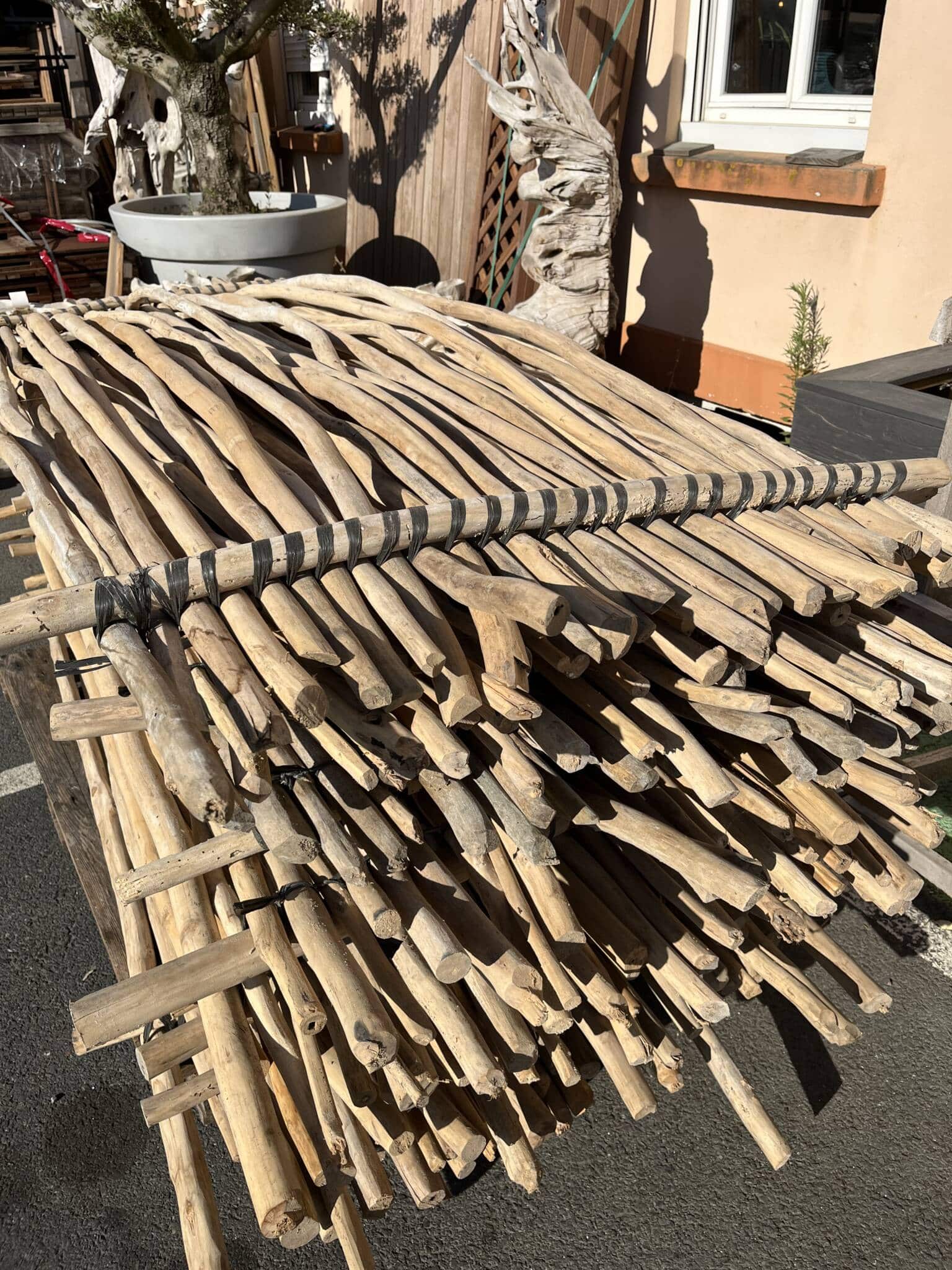 branche en teck pour décoration